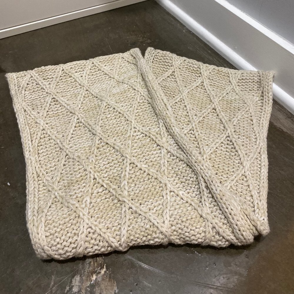 ✰ Infinity Knit Scarf ✰ (TAUPE/TAN)